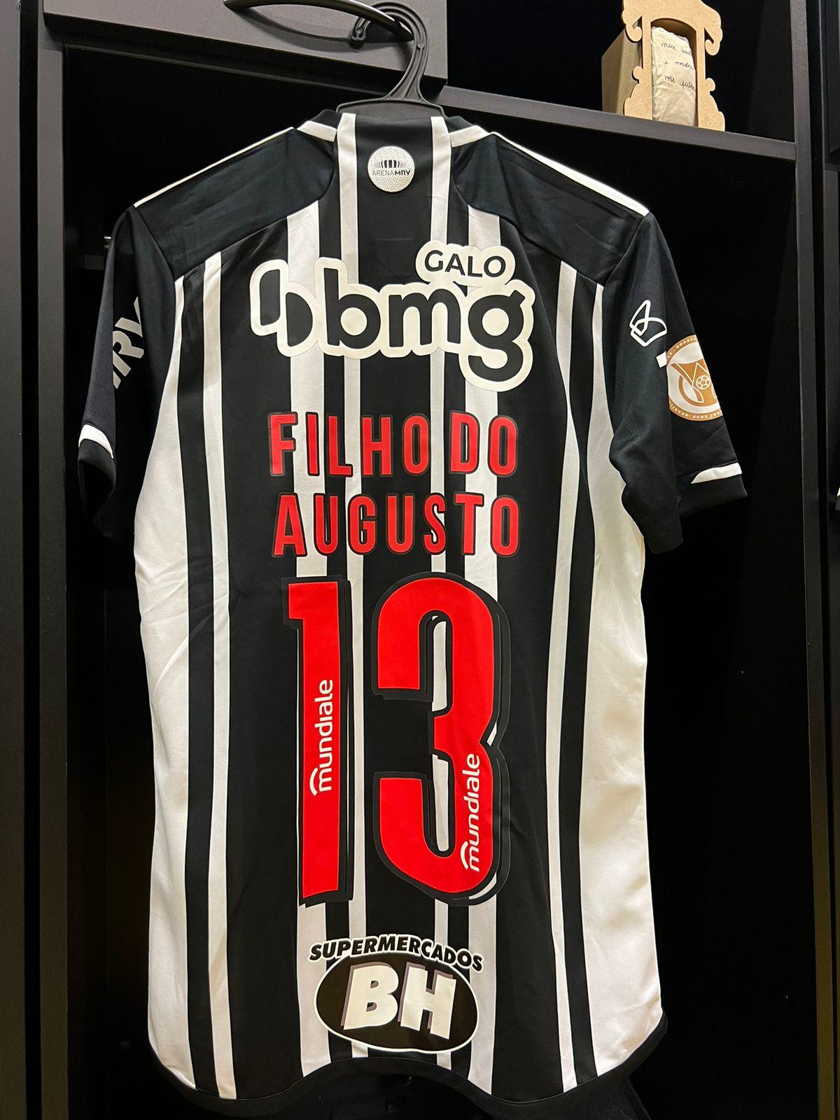 Jogadores do Galo usam camisas em homenagens ao dia dos pais (Divulgação / Atlético)