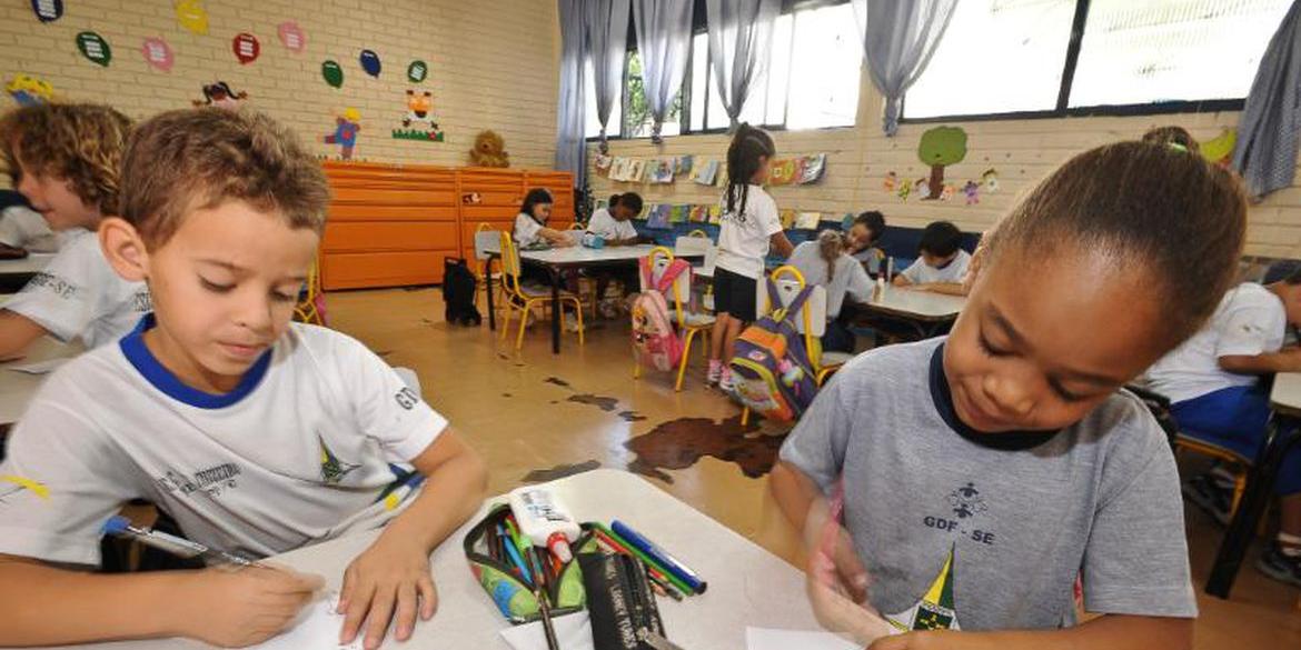 Um dos objetivos do repasse é garantir equidade na distribuição dos recursos da educação (Arquivo/Agência Brasil)