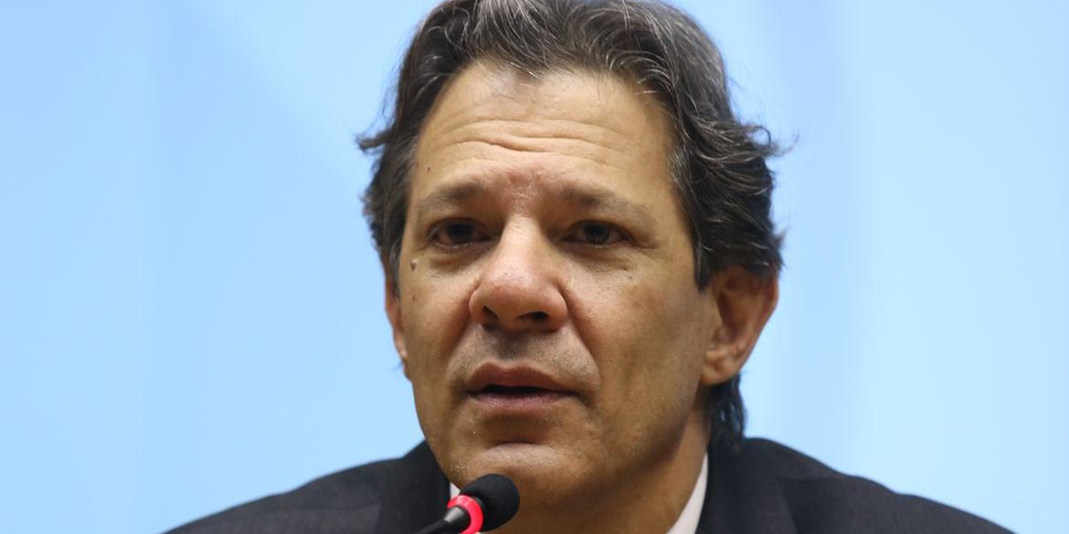 Brasília (DF), 17/07/2023 - O Ministro da Fazenda, Fernando Haddad, fala sobre o programa Desenrola Brasil, durante entrevista coletiva a imprensa. (Valter Campanato / Agência Brasil)