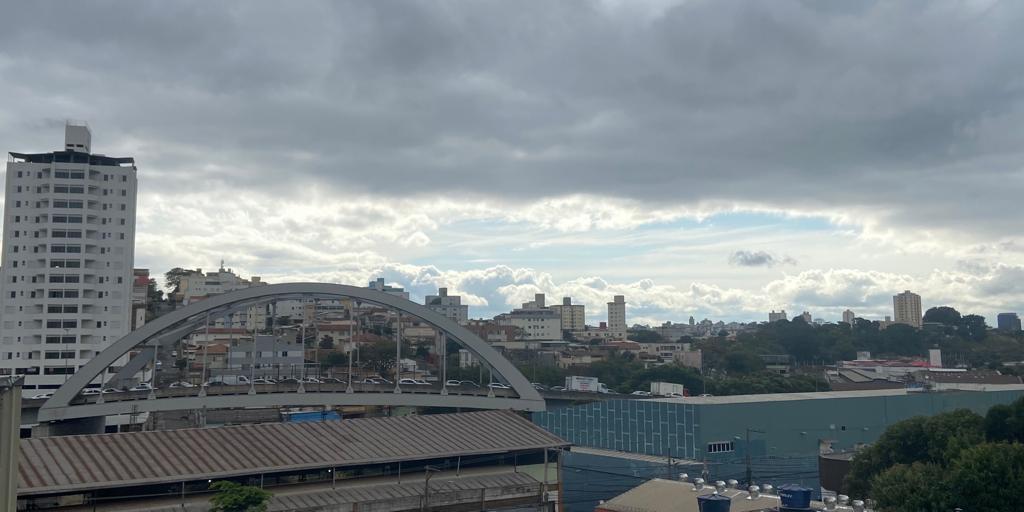 BH vai completar 115 dias sem chuva. O último registro foi no dia 18 de abril. (Fernando Michel / Hoje em Dia)