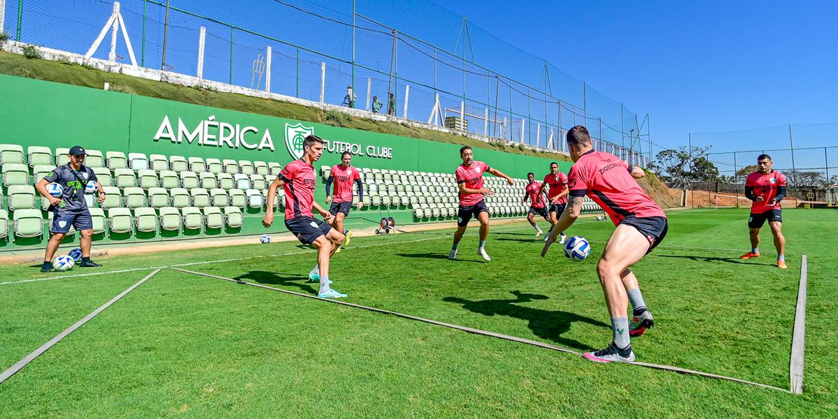 Time alternativo do América deverá entrar em campo contra o Fortaleza (Mourão Panda / América)