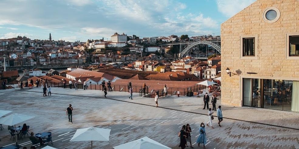 Chamado também de "quarteirão cultural" e inaugurado em 2020, complexo já é parada obrigatória para viajantes e locais (Porto / divulgação)