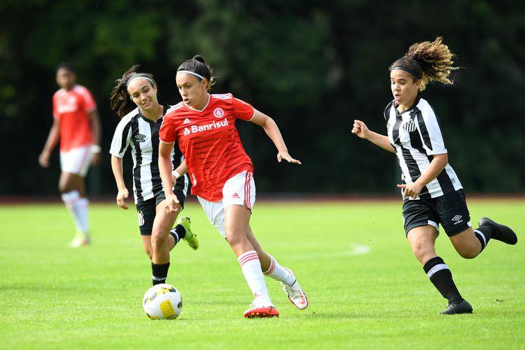 Internacional e Santos fizeram a final do Campeonato Brasileiro Feminino Sub 17 do ano passado (Ricardo Duarte/Internacional)