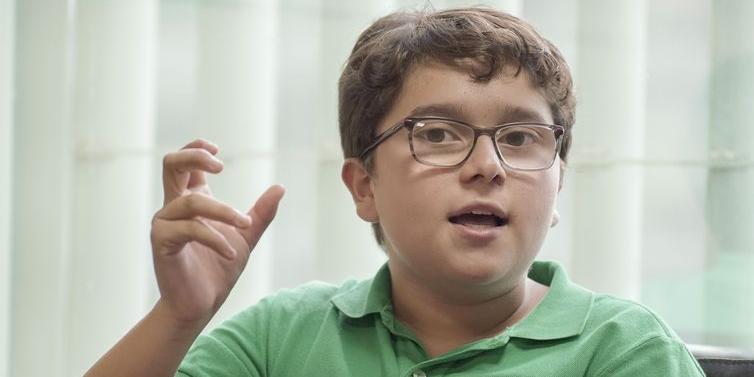 Francisco Vera, ativista infantil colombiano, apresenta demandas relacionadas aos direitos das crianças em relação às mudanças climáticas (Rafa Neddermeyer/Agência Brasil)