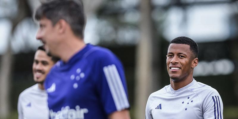 Arthur Gomes acredita na volta por cima do time com a mudança no comando (Gustavo Aleixo/Cruzeiro)