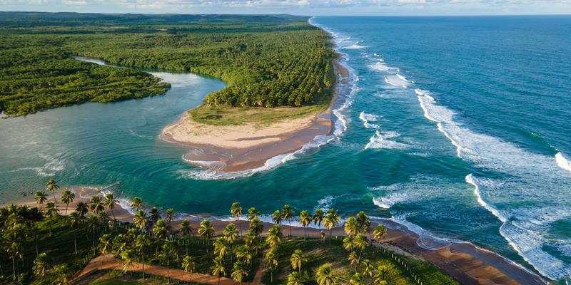 A vila de pescadores, ainda pouco conhecida, reserva paisagens escondidas de encher os olhos em uma vasta área preservada (Baixio / divulgação)