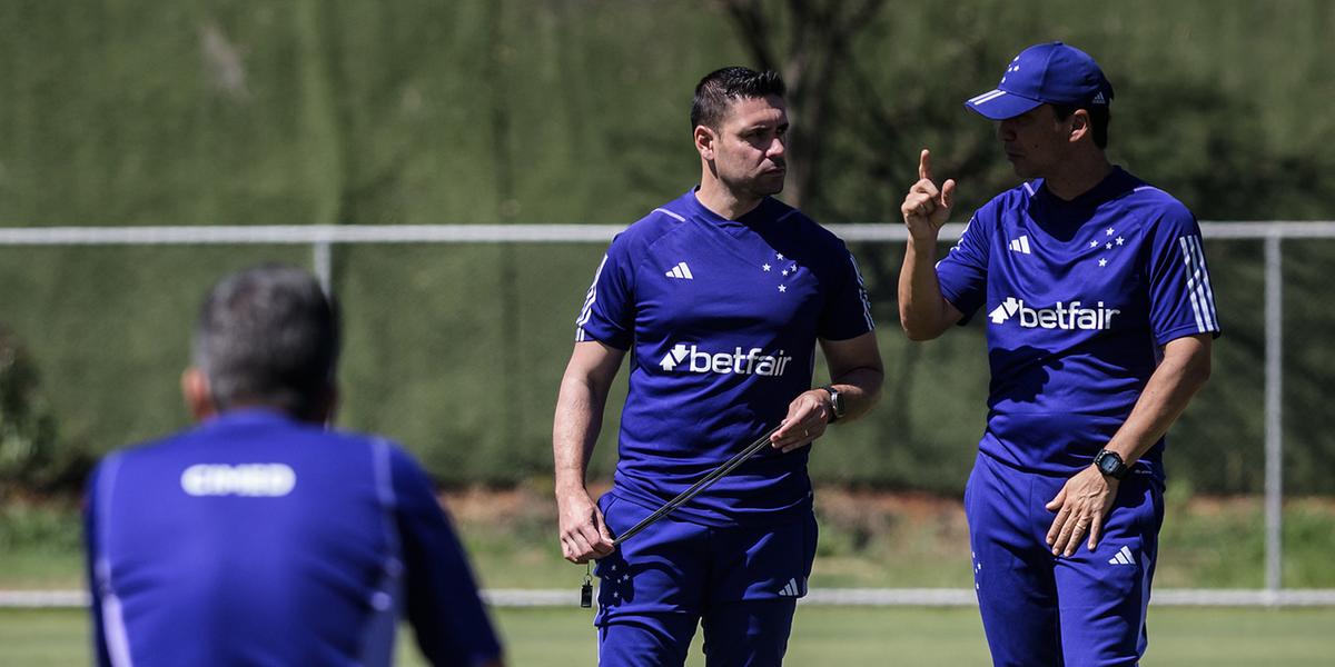 Técnico Zé Ricardo chegou ao Cruzeiro na última quarta-feira (Gustavo Aleixo / divulgação Cruzeiro)