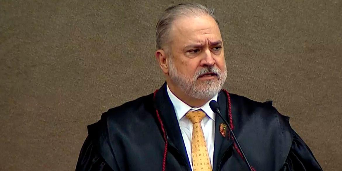 Em seu discurso, Aras disse que sua gestão foi alvo de "narrativas" e que a PGR investigou cerca de 500 autoridades (Reprodução / TSE)