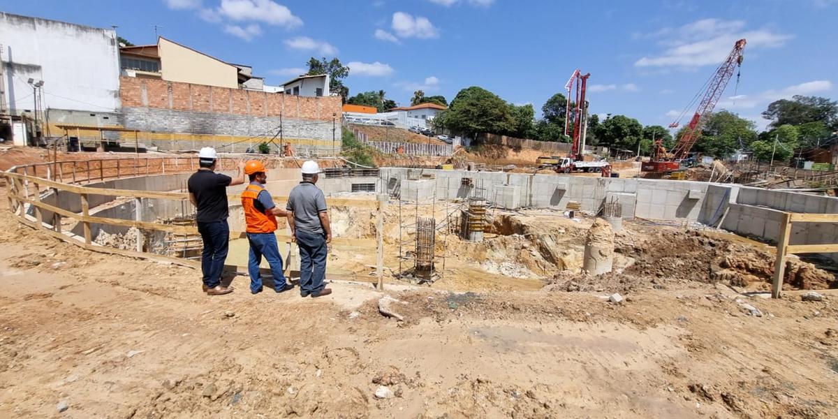 Obra do grande reservatório da Vilarinho, em Venda Nova (Defesa Civil)