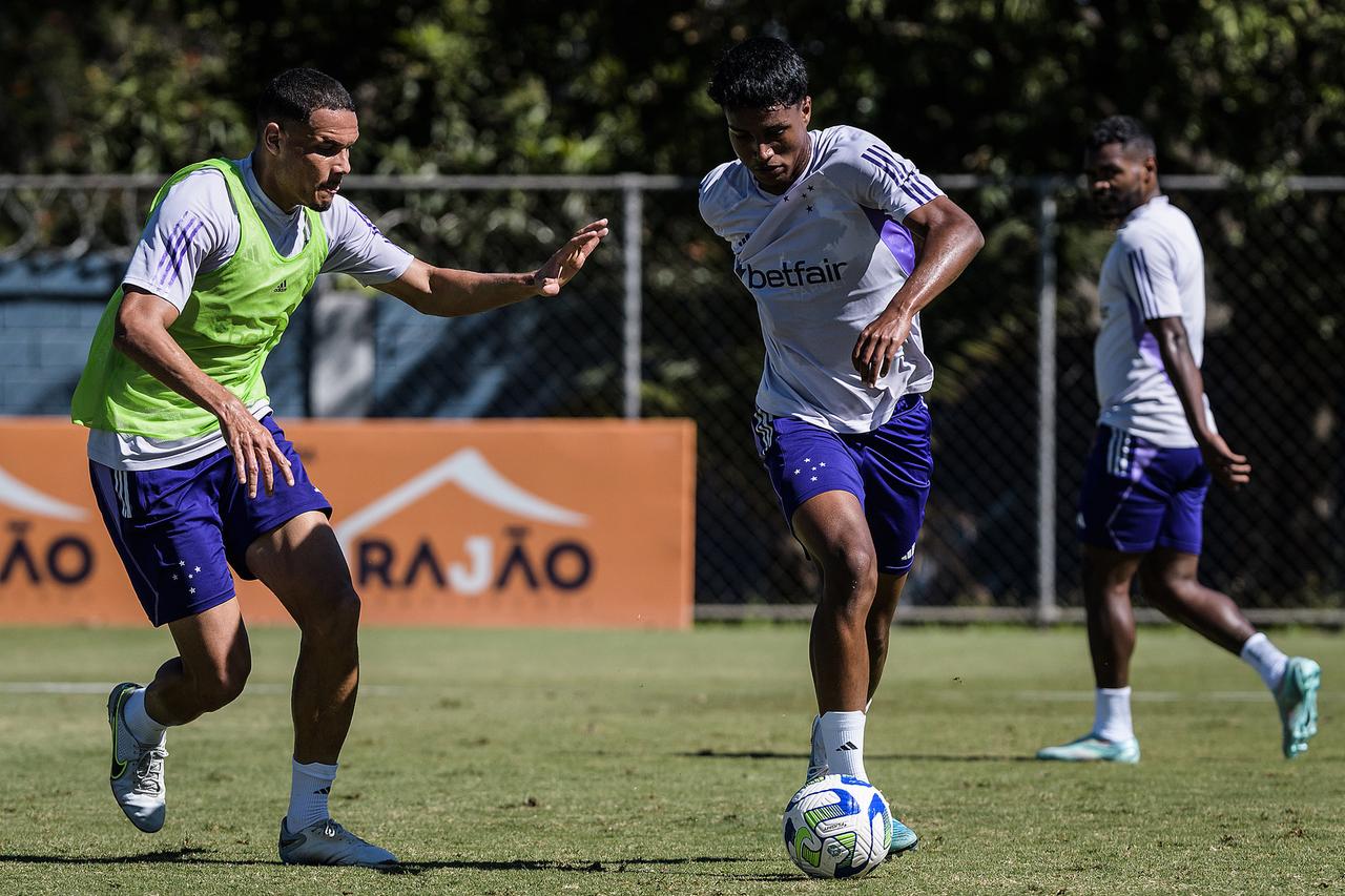 Recuperado, Wesley Gasolina inicia trabalhos com o restante do grupo