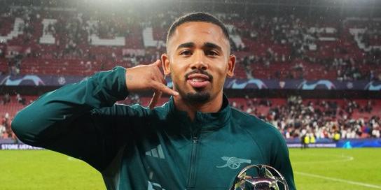 Gabriel Jesus recebeu o prêmio de melhor jogador em campo (Reprodução/ Twitter)