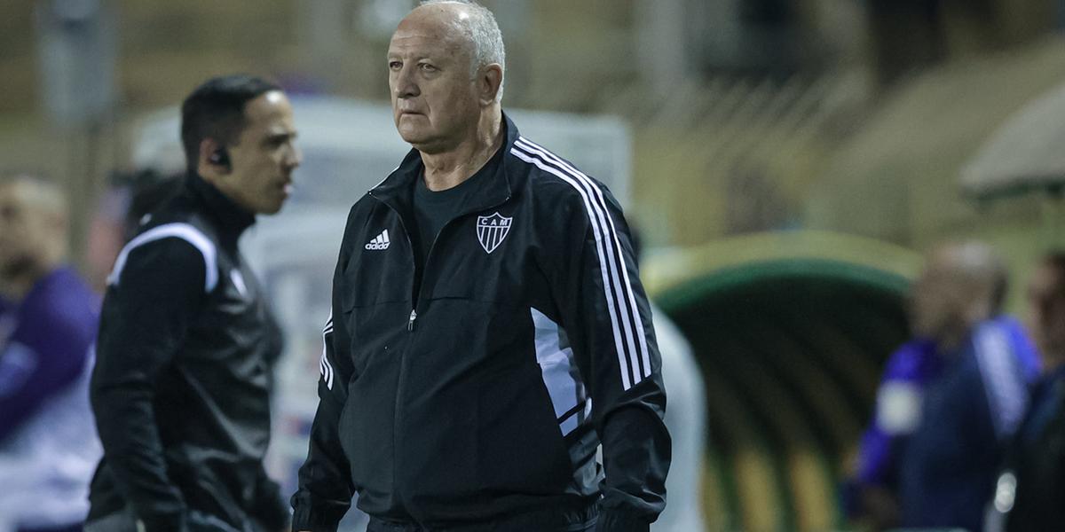 Felipão em sua primeira partida como técnico do Atlético, contra o Fluminense (Pedro Souza/ Atlético)