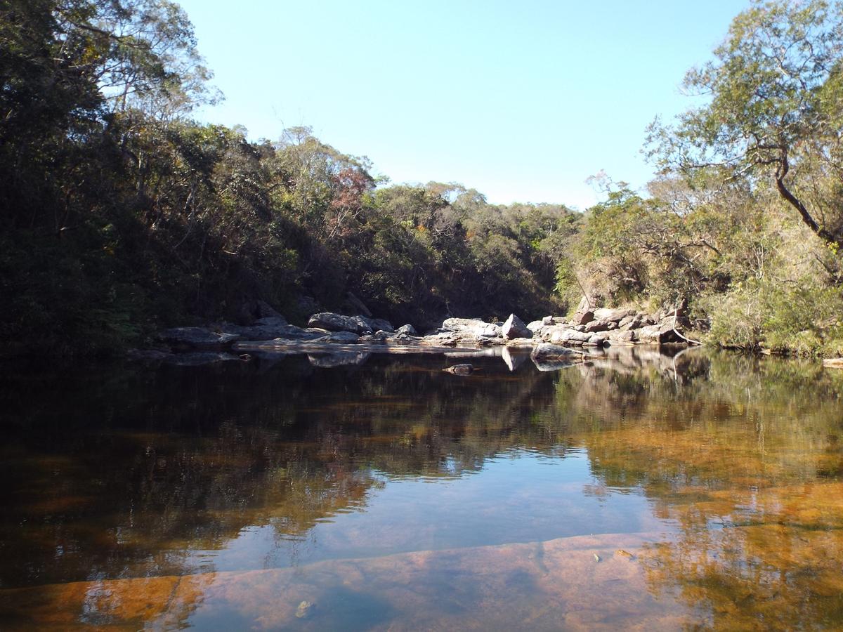 Há prainhas, piscinas naturais e quedas d'água de fácil acesso (PBCM / divulgação)