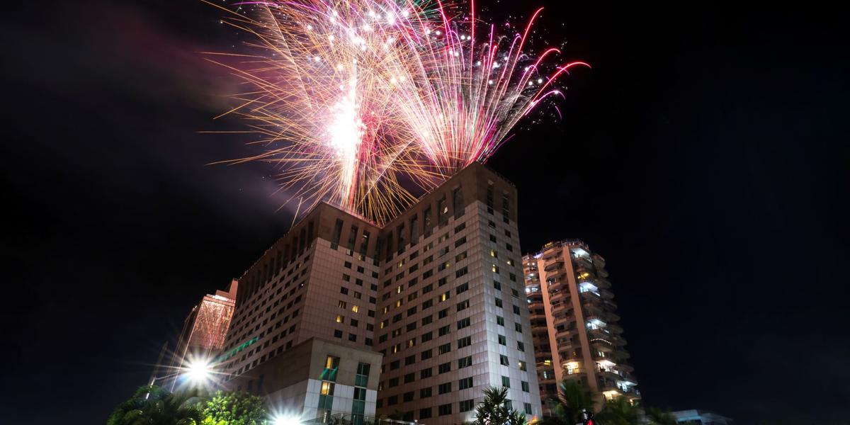 Hotéis Windsor Barra e Windsor Marapendi ainda realizarão a queima de fogos na cobertura (Alex Souto)