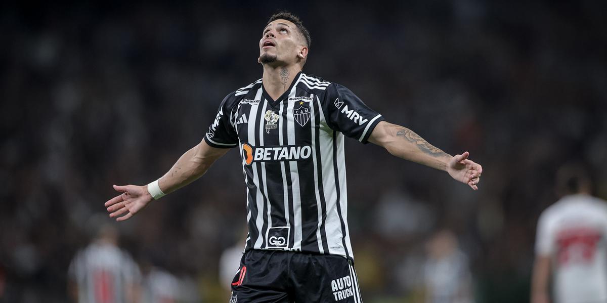Paulinho espera por final feliz na quarta-feira com título do Brasileirão (Pedro Souza / Atlético)
