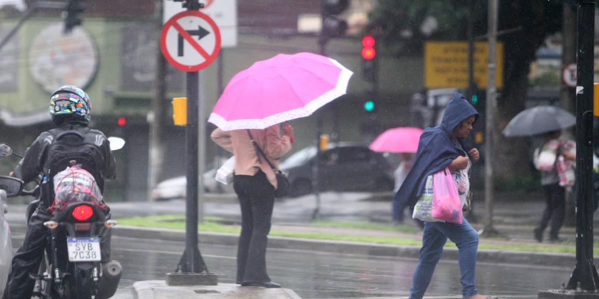 Cidades mineiras devem ter chuva ao longo do dia (FOTO: MAURÍCIO VIEIRA / JORNAL HOJE EM DIA)