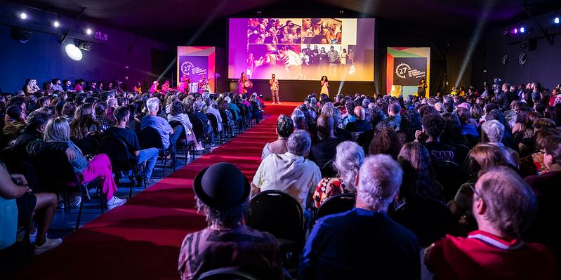 Noite de abertura, no Cine-Tenda (Leo Lara/Universo Produção)