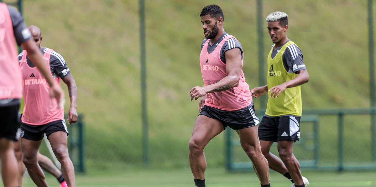 Hulk treinou normalmente com o grupo na Cidade do Galo (Pedro Souza / Atlético)