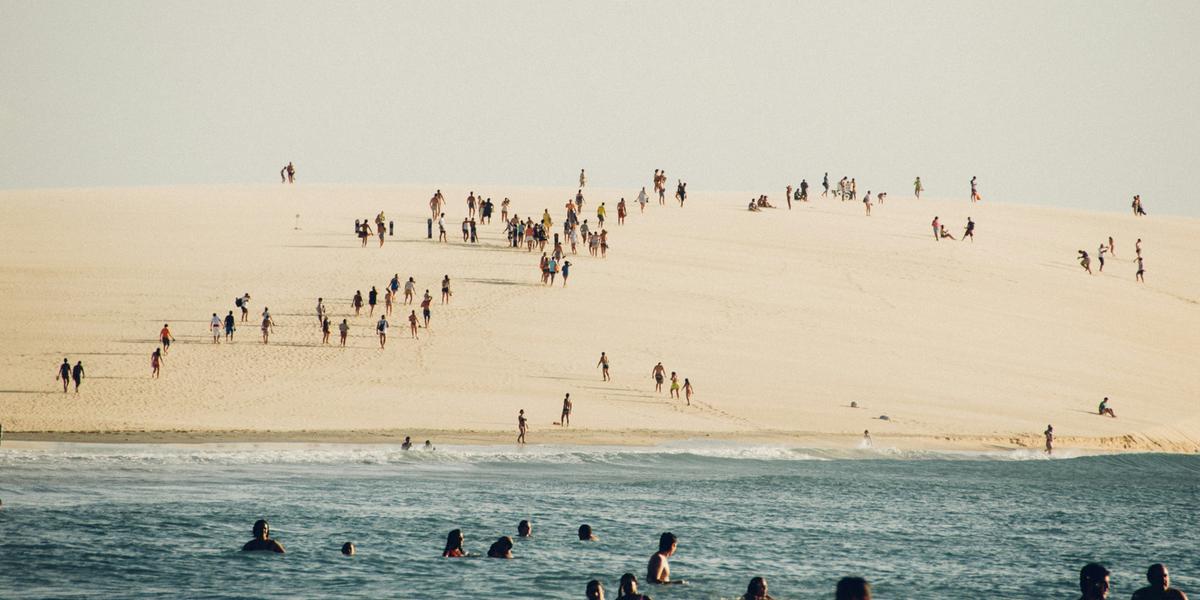 Jericoacoara é conhecida pelas belezas naturais e atmosfera relaxante (Unsplash)