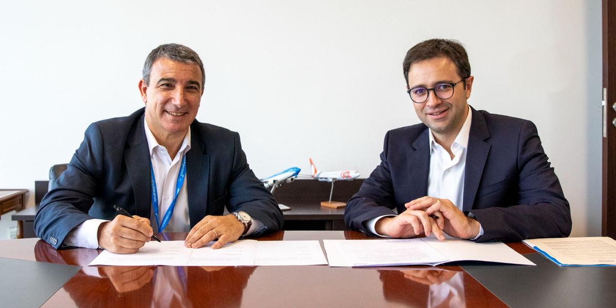 Acordo foi firmado entre Fabián Lombardo, CEO da Aerolíneas, e Celso Ferrer, CEO da Gol (Divulgação / Aerolíneas Argentinas)