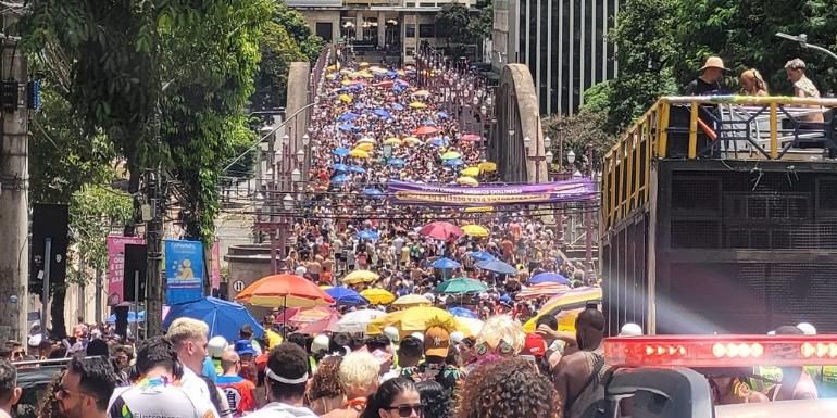 PL foi construído com a participação dos blocos de rua, caricatos e escolas de samba e segue, agora, para aprovação definitiva (Divulgação PBH)