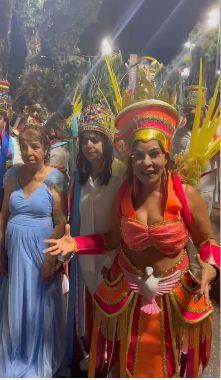 A reitora da Funorte, Raquel Muniz, participou do desfile da Acadêmicos de Niterói (Arquivo pessoal)